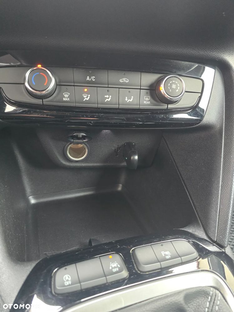 Opel Corsa 1.2 Elegance S&S - 12