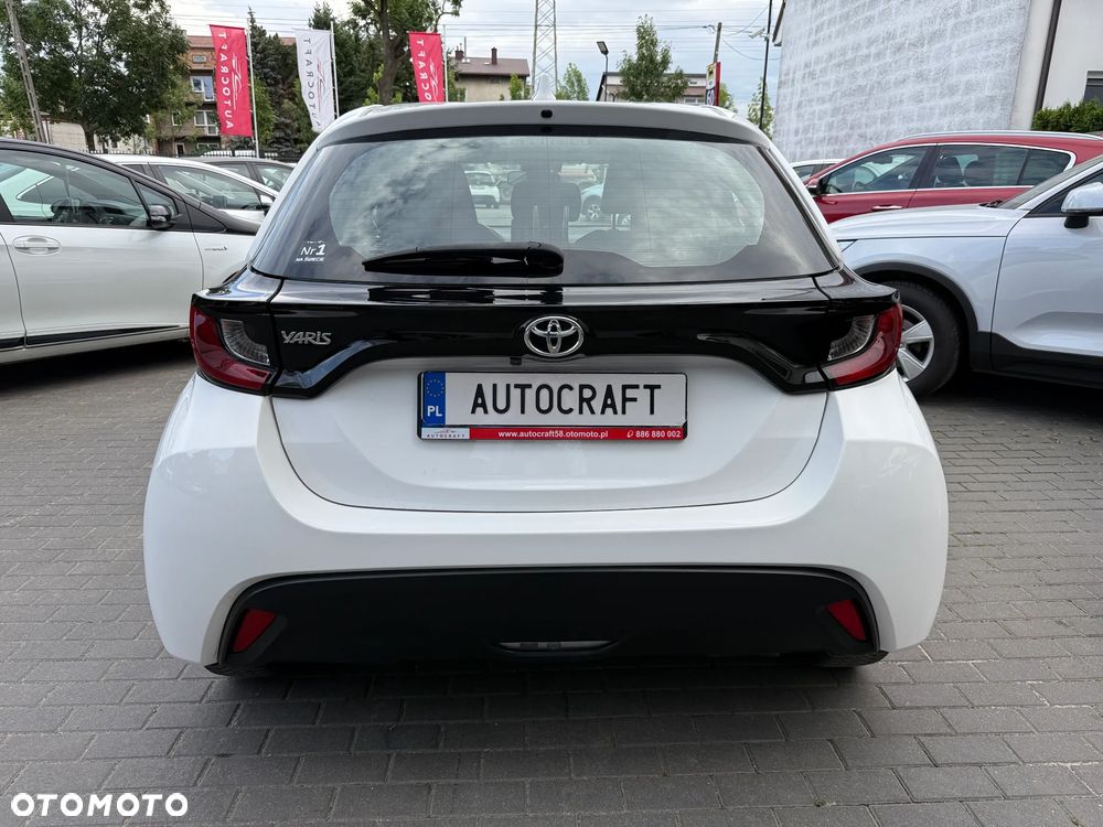 Toyota Yaris 20 - 22