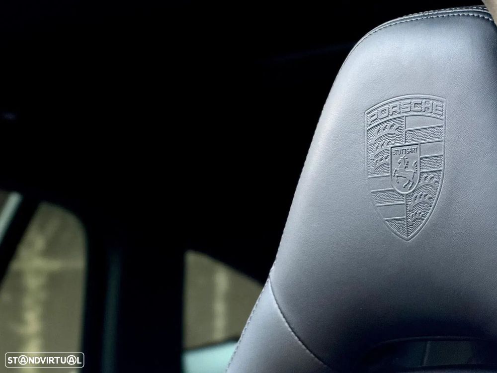 Porsche Panamera 4 E-Hybrid Platinum Edition com PDLS - 58