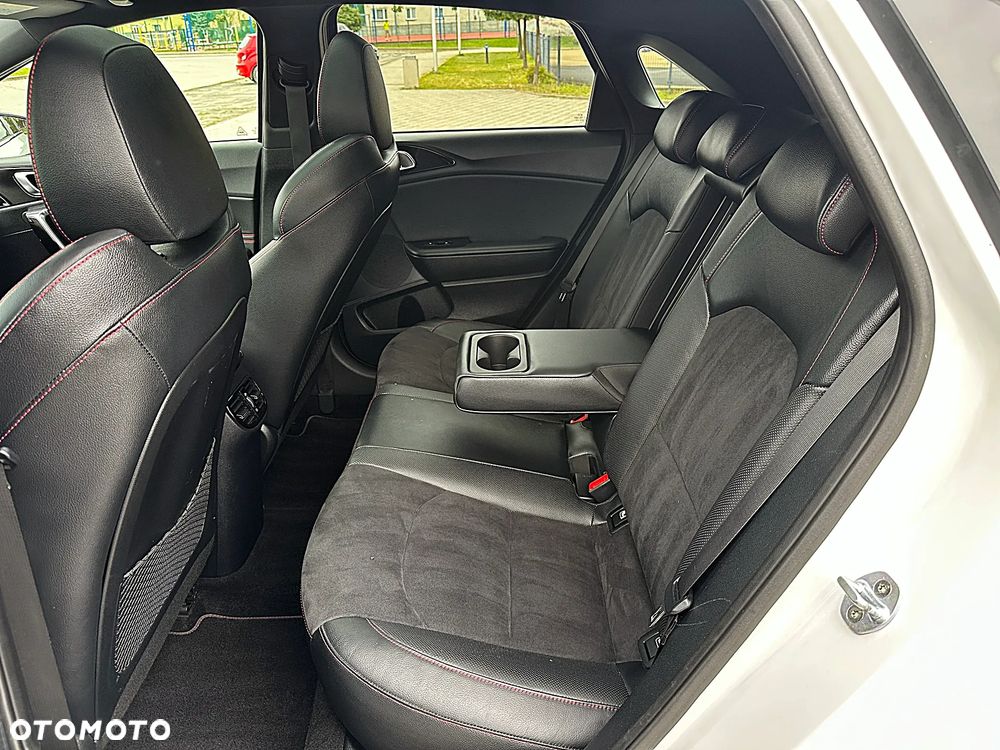 Kia Ceed 1.6 T-GDI GT XL - 13