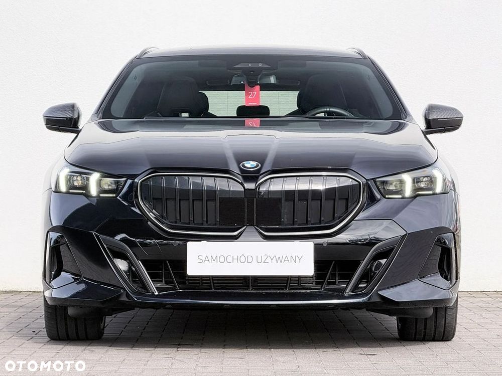 BMW Seria 5 540d xDrive mHEV - 37