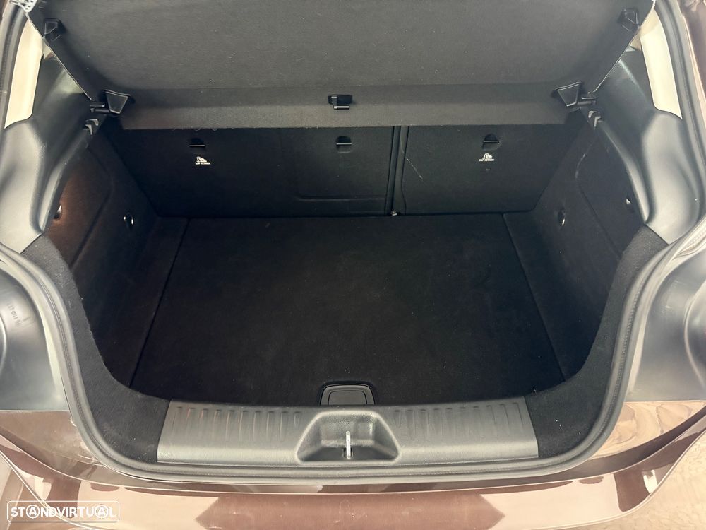 Mercedes-Benz A 180 d BlueEFFICIENCY Edition - 10