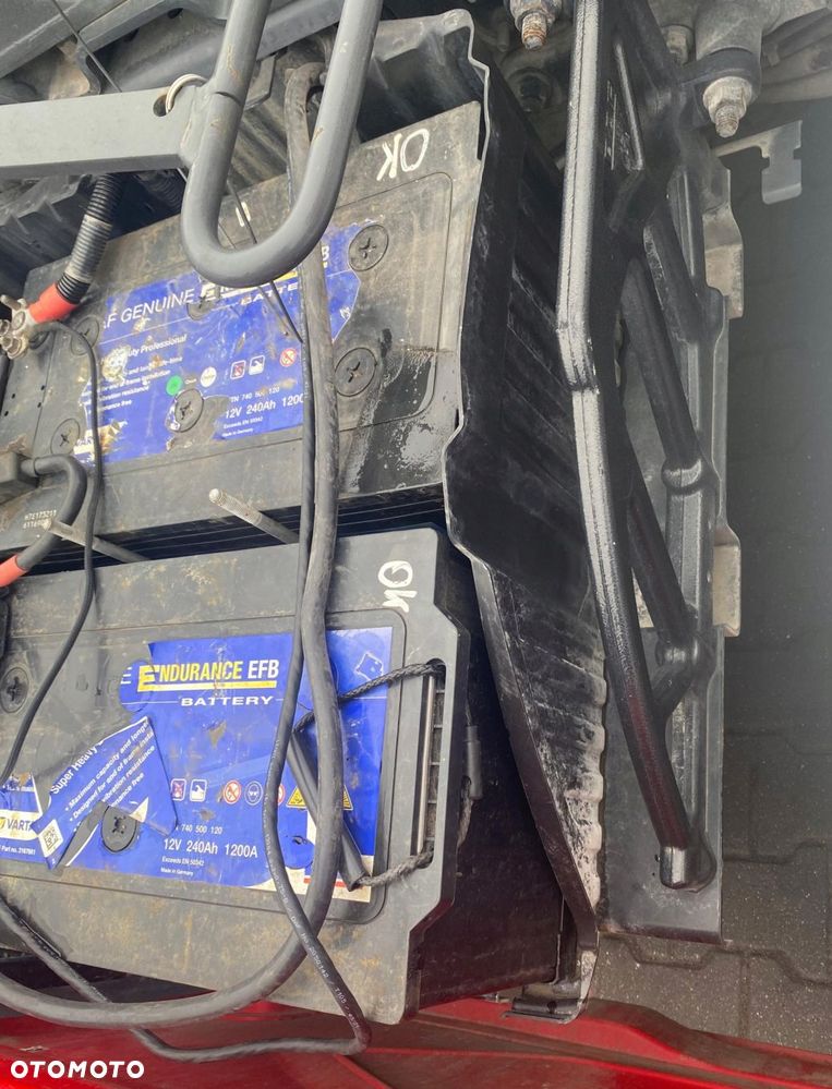 SKRZYNKA PODSTAWA AKUMULATORÓW DAF XF 106 EURO 6 - 1