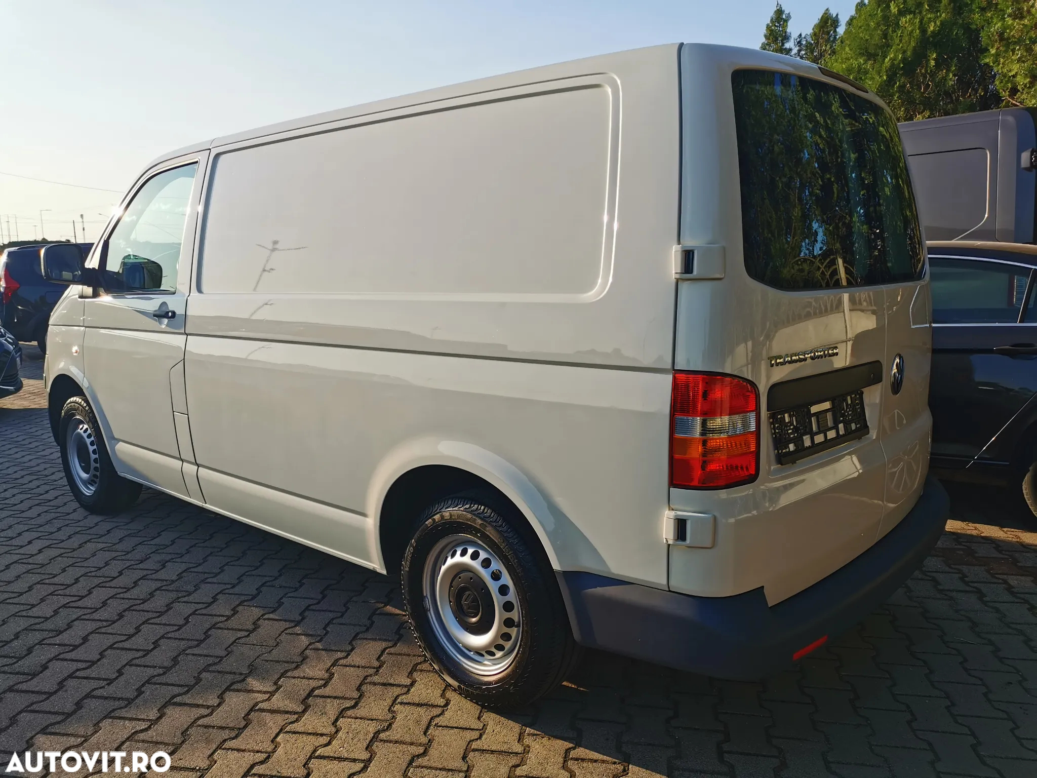 Volkswagen Transporter T5 2.5TDI - 3