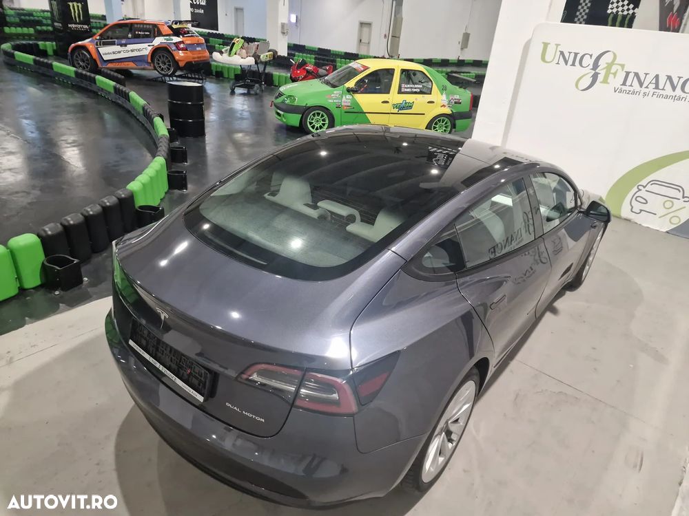 Tesla Model 3 Langstreckenbatterie Allradantrieb Dual Motor - 9