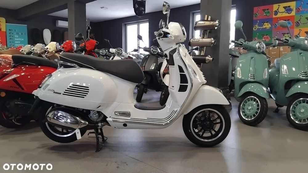 Vespa GTS - 2