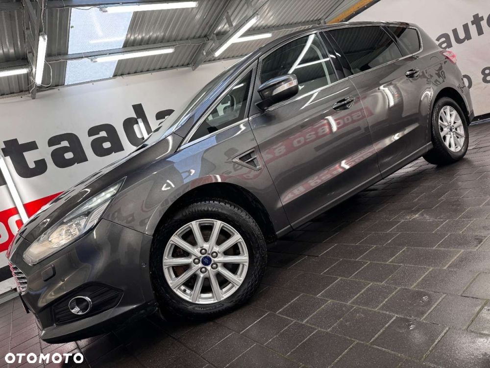 Ford S-Max - 10
