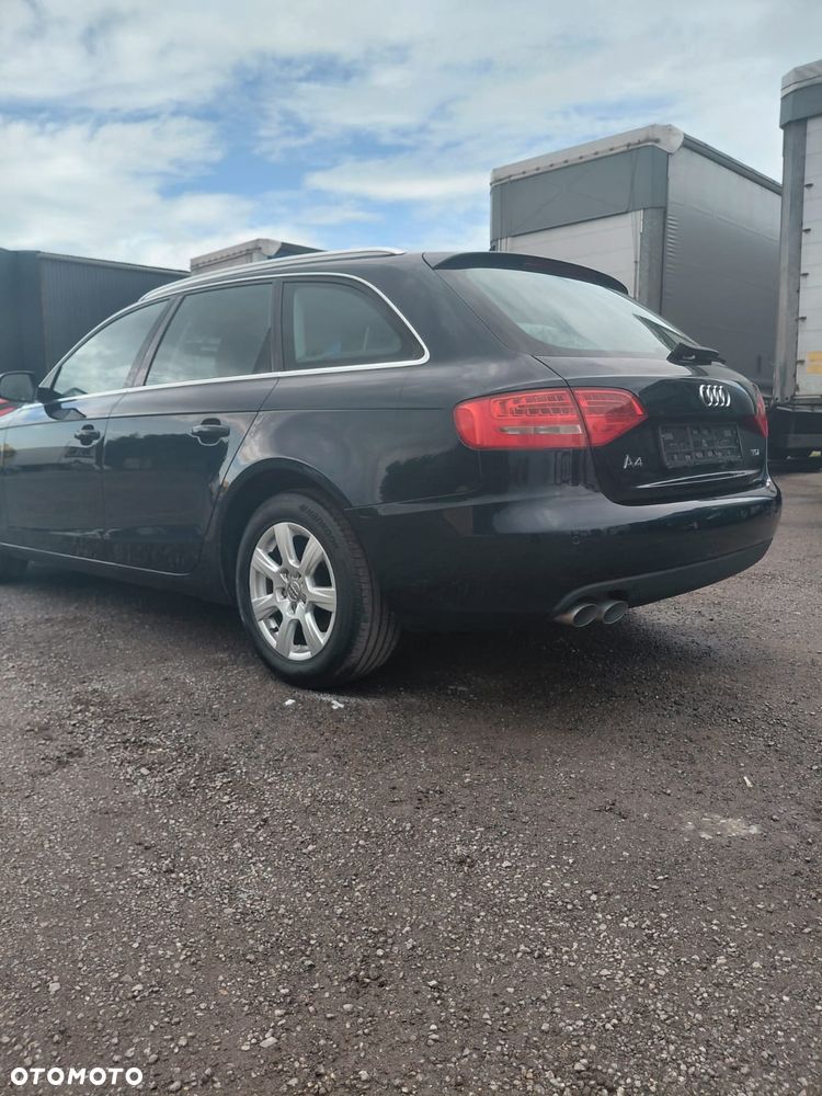 Audi A4 Avant - 3