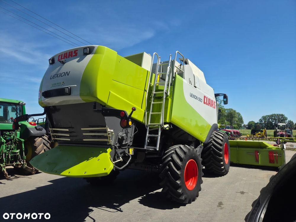 Claas Lexion 550 560 LEXION 540 ŁADNY JOHN DEERE T 660 - 9