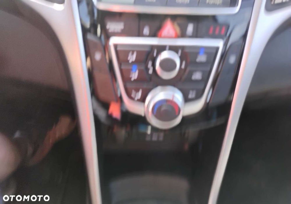 Hyundai i30 - 16