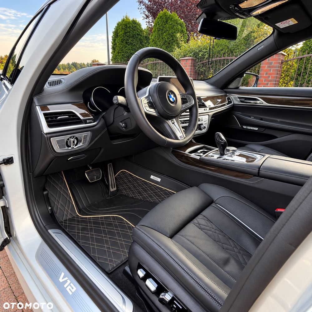 BMW Seria 7 M760Li xDrive - 7