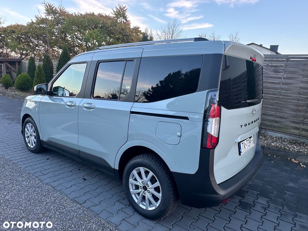 Ford Tourneo Courier 1.0 EcoBoost TITANIUM - 5