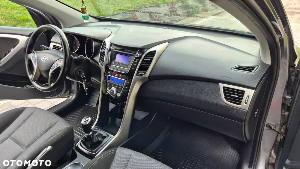 Hyundai i30 1.4 CRDi Advantage - 6