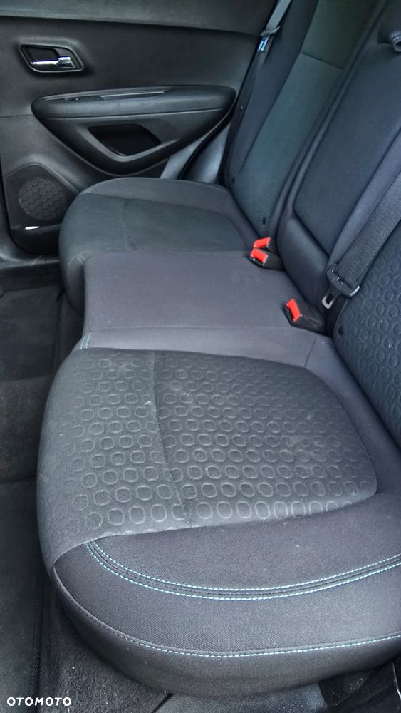 Chevrolet Trax 1.4 T LS - 19