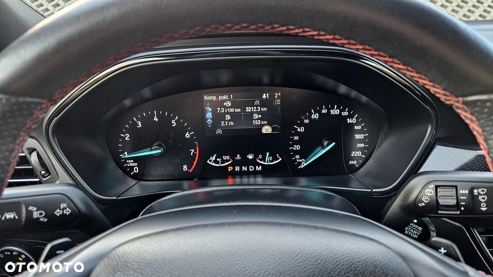 Ford Focus 1.5 EcoBoost ST-Line - 27