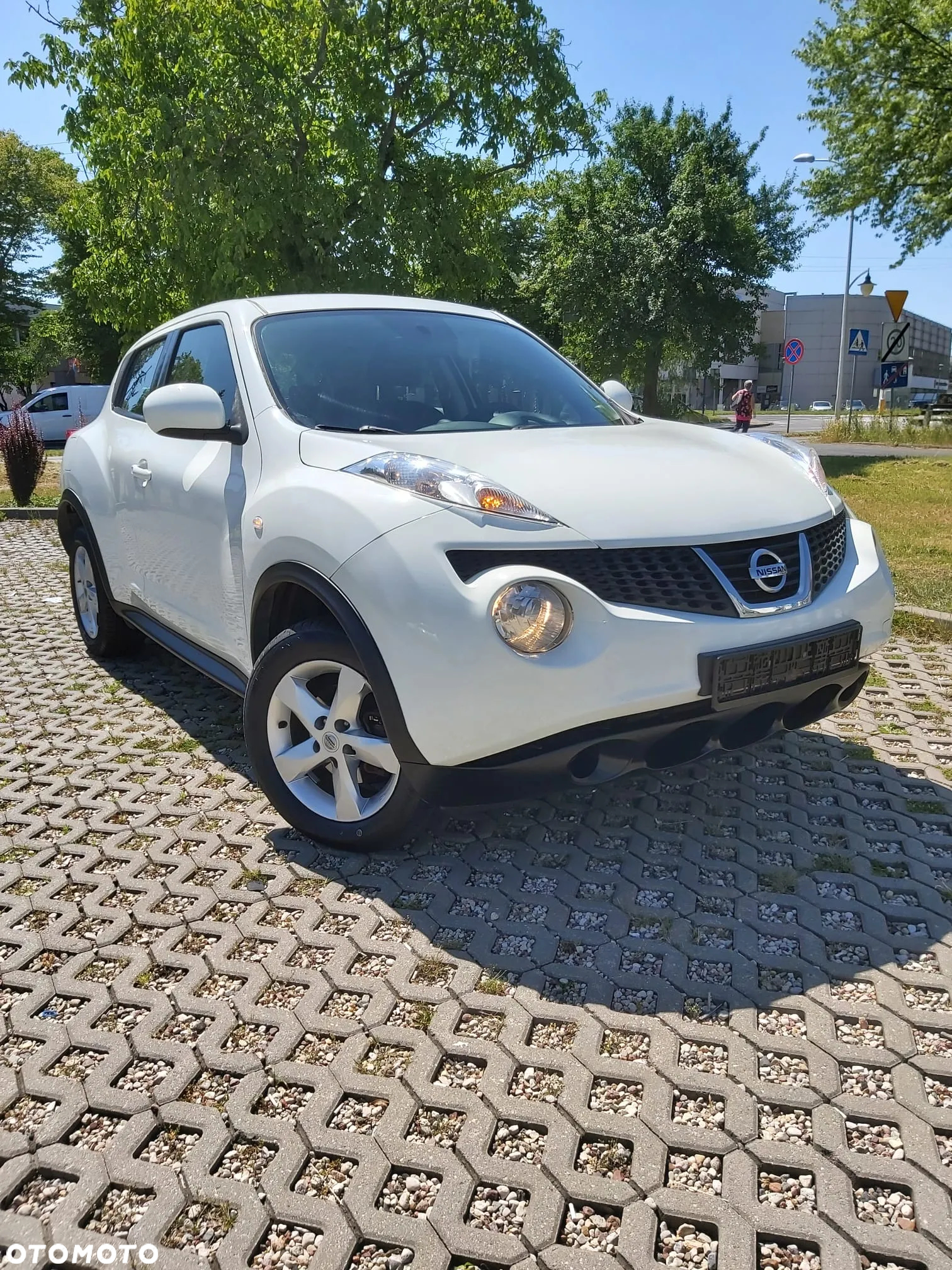 Nissan Juke 1.6 Visia Plus - 22