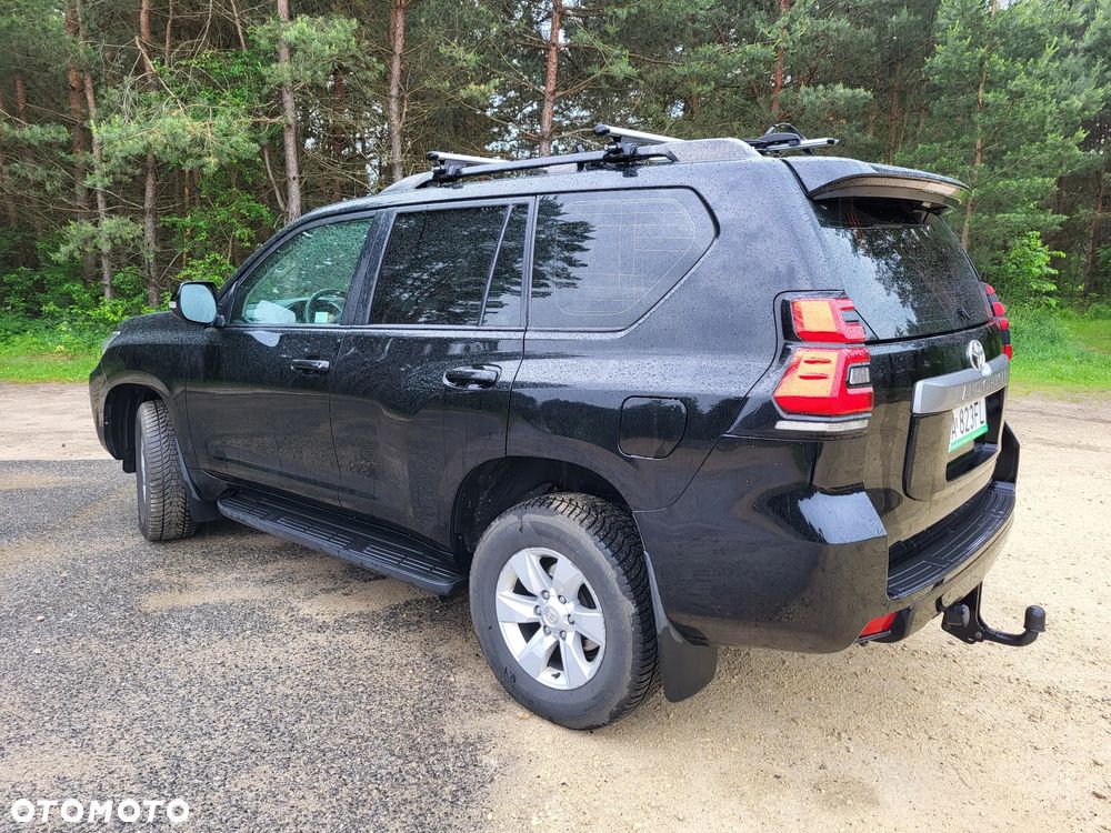 Toyota Land Cruiser - 4