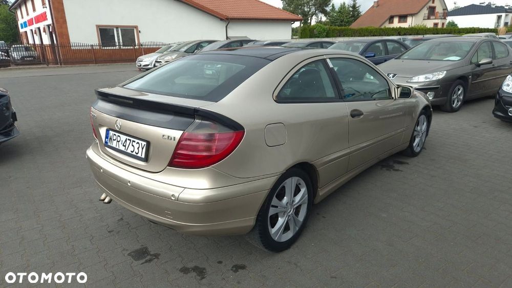 Mercedes-Benz Klasa C - 3