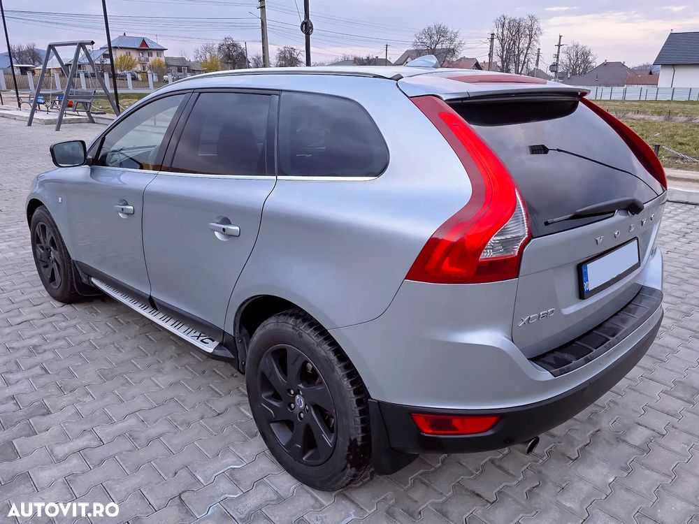 Volvo XC 60 - 4