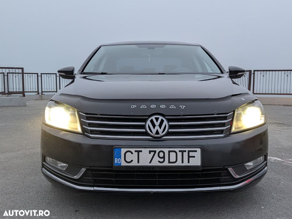 Volkswagen Passat 2.0TDI Highline DPF DSG - 4