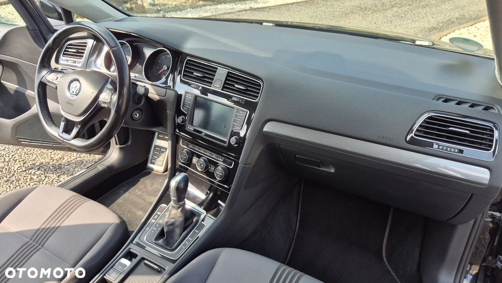 Volkswagen Golf 1.6 TDI BlueMotion Technology DSG Allstar - 24