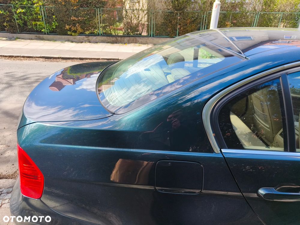 BMW Seria 3 325i - 16