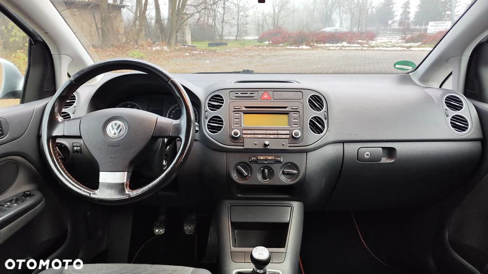 Volkswagen Golf Plus 1.6 Goal - 25