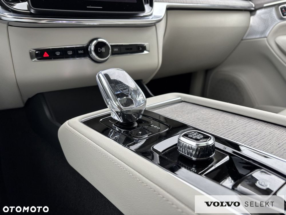 Volvo XC 90 - 18