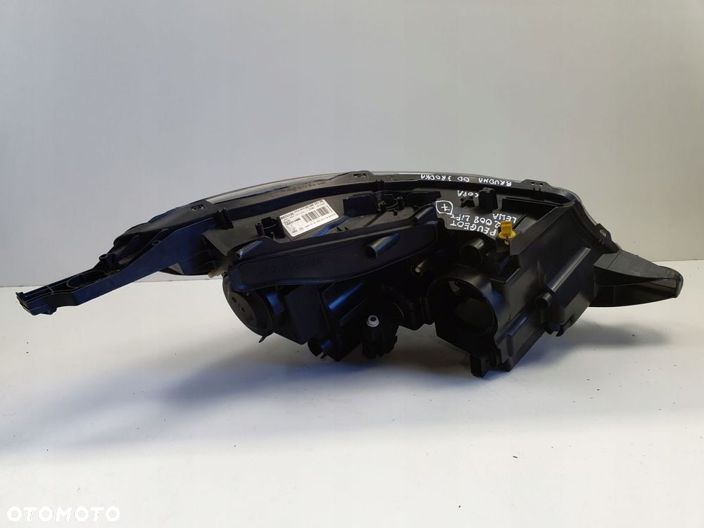 LAMPA Peugeot 2008 LIFT LEWY PRZÓD lewa przednia 9814749080 90102490 - 7
