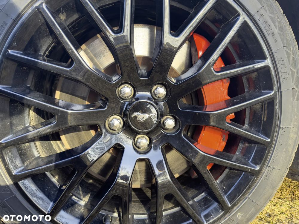 Ford Mustang 5.0 V8 GT - 17