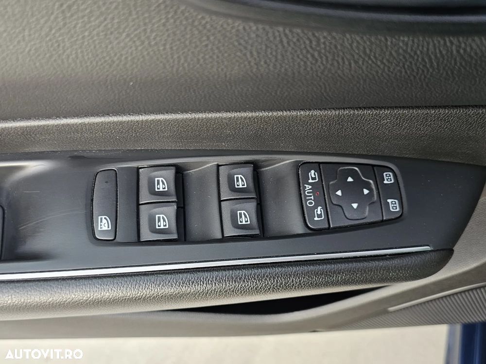 Renault Talisman Grandtour BLUE dCi 160 EDC BUSINESS EDITION - 23