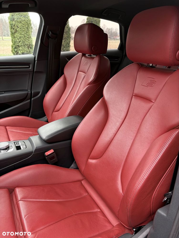 Audi S3 S tronic - 27