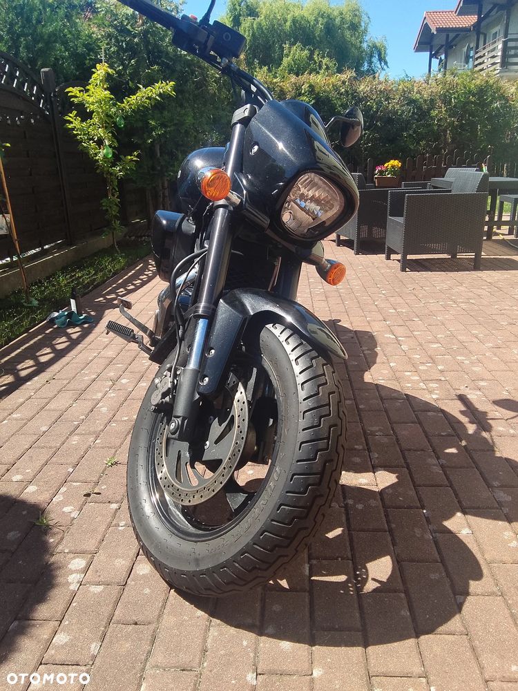 Suzuki Boulevard - 5