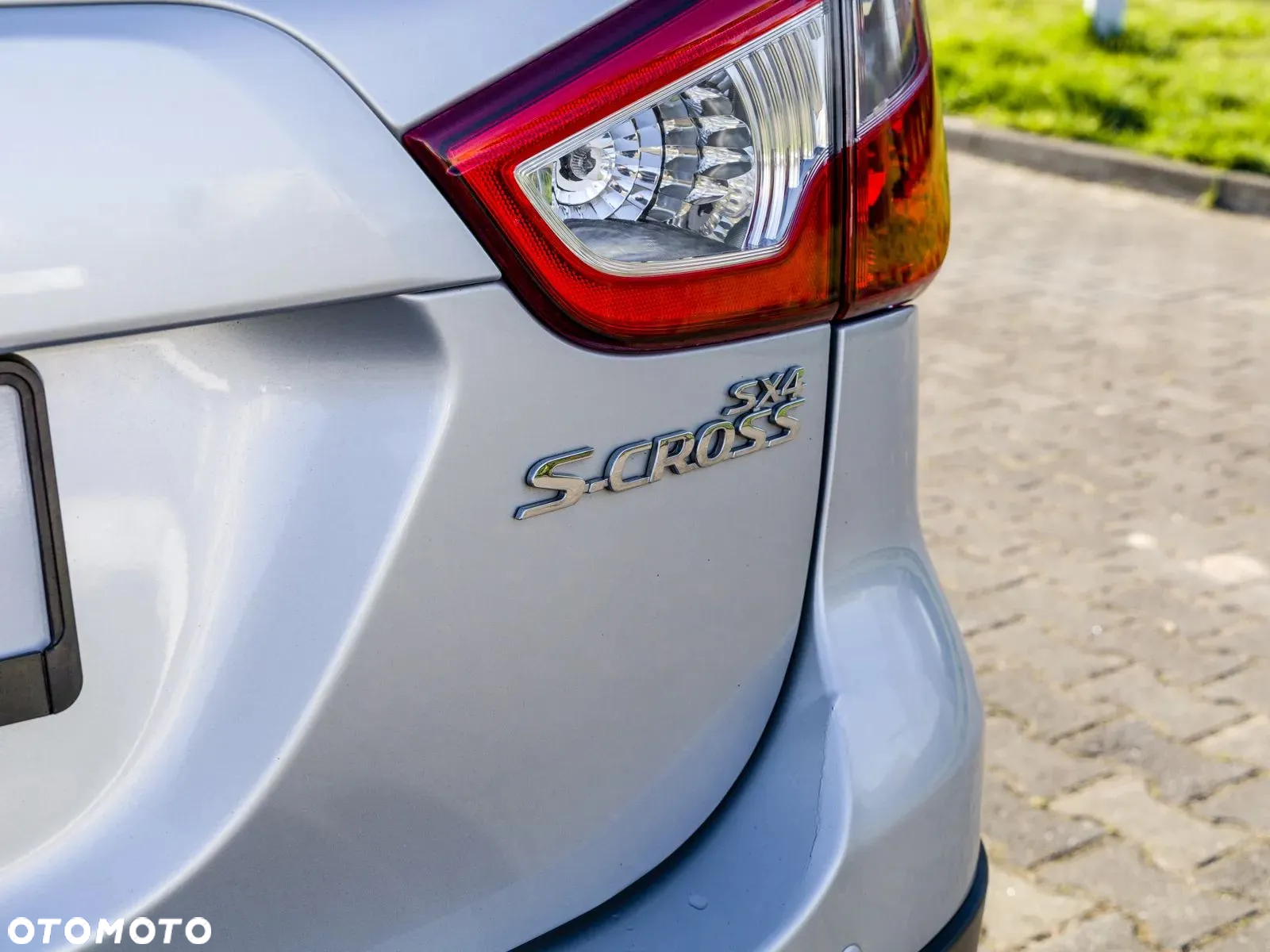 Suzuki SX4 S-Cross 1.6 Comfort - 12