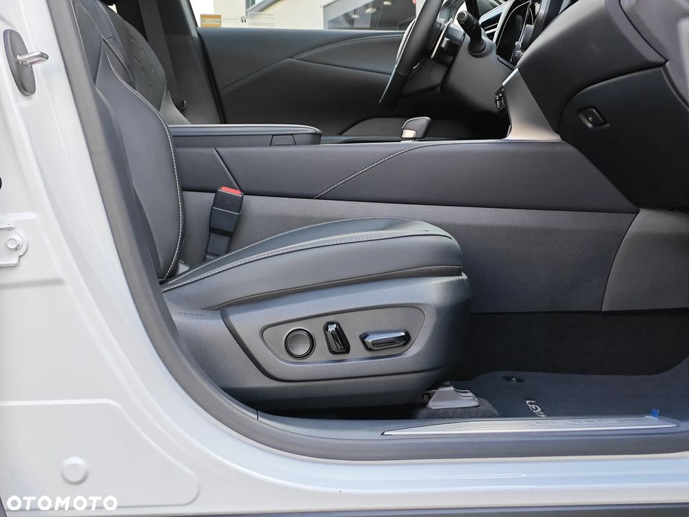 Lexus RX 450h+ F Sport Design - 15