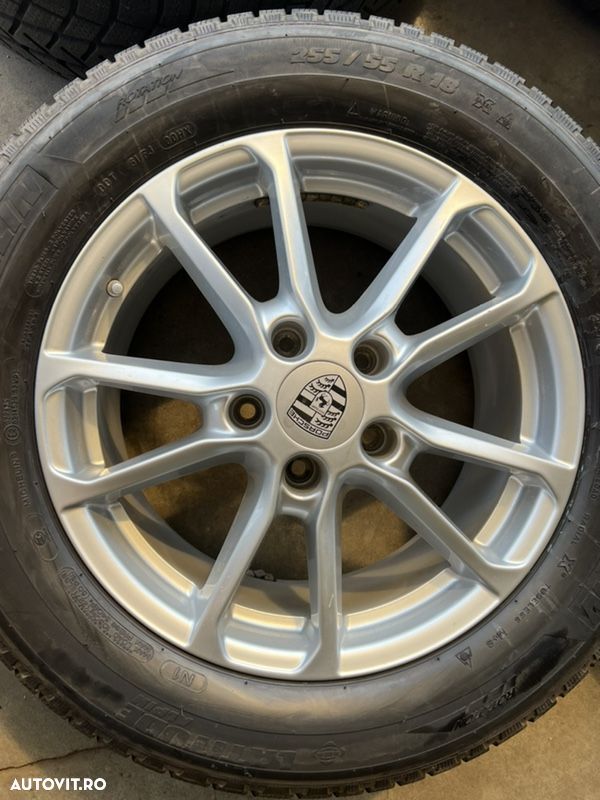 vând jante originale pe 18” Porsche Cayenne cu anvelope de iarnă - 5