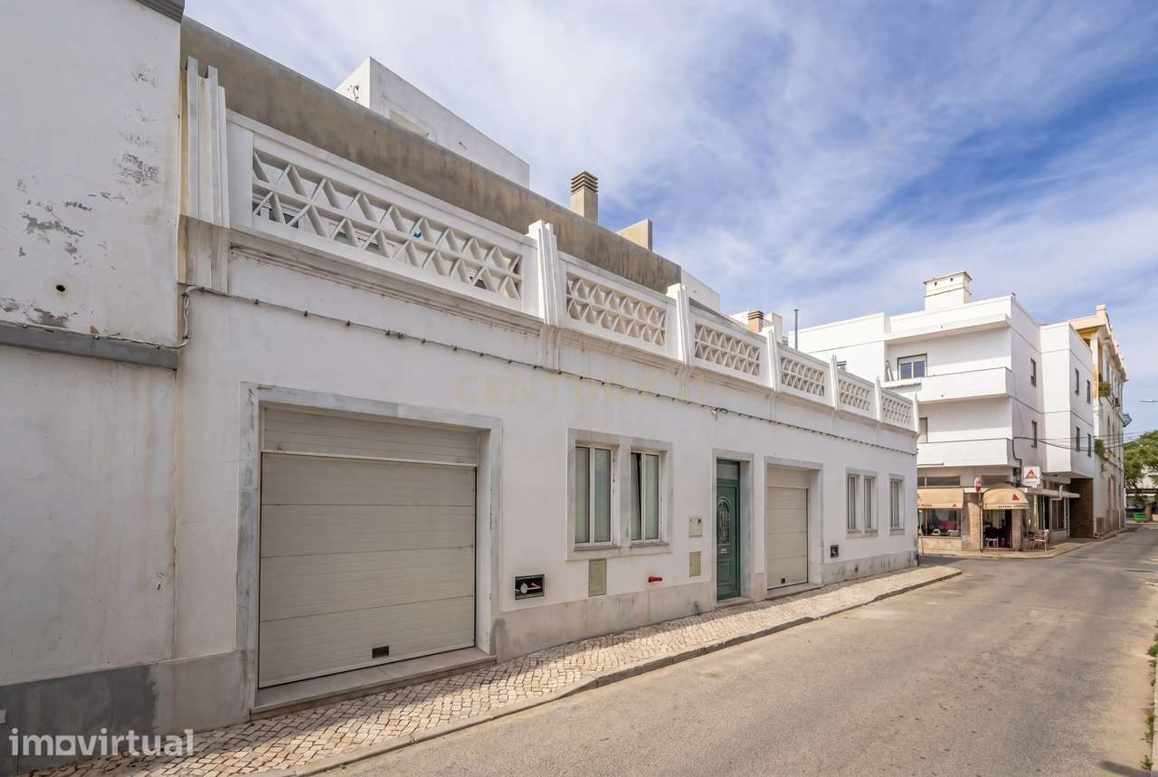 Moradia Moderna  T2 no Centro de Olhão com Terraço e Garagem. - Grande imagem: 4/21