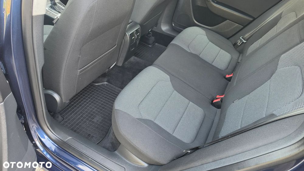 Volkswagen Passat 2.0 Blue TDI DSG SCR Comfortline - 11