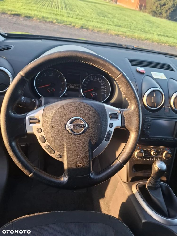 Nissan Qashqai 1.5 dCi 360 - 11