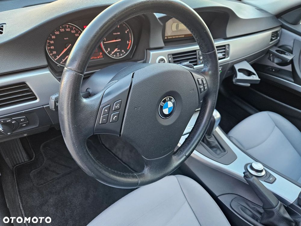 BMW Seria 3 320d DPF - 19