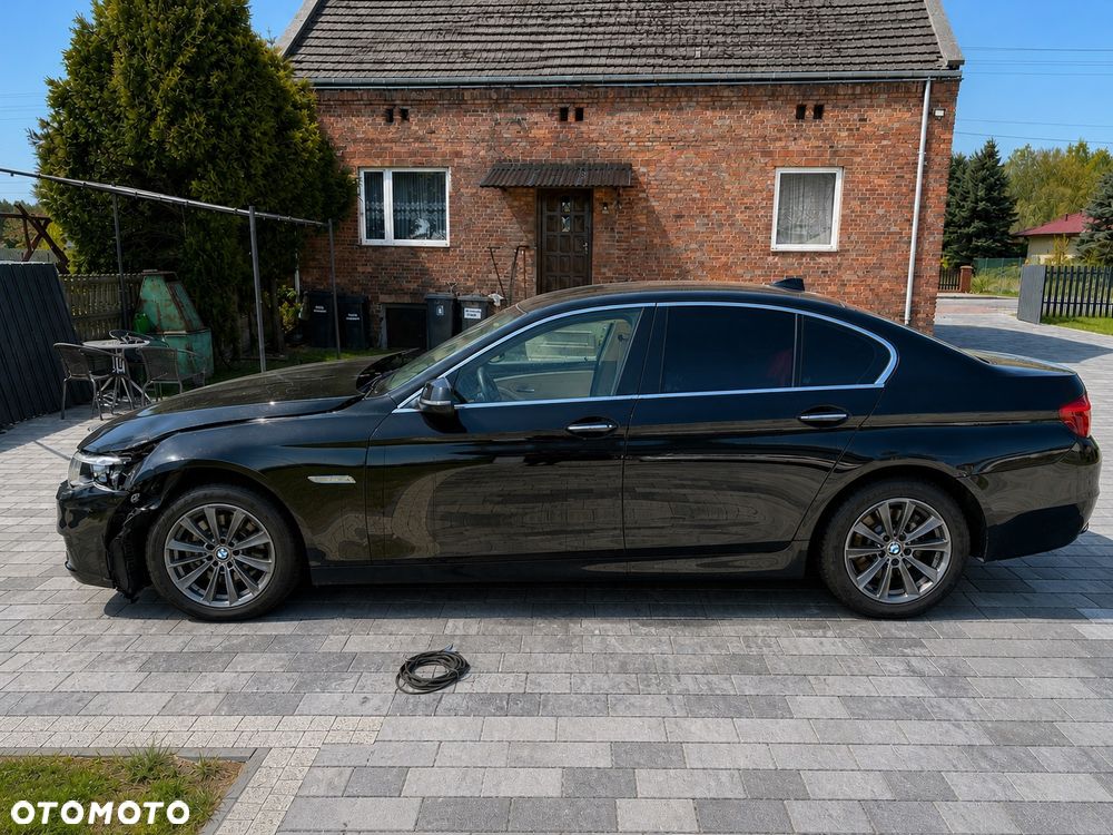 BMW Seria 5 518d Luxury Line - 9