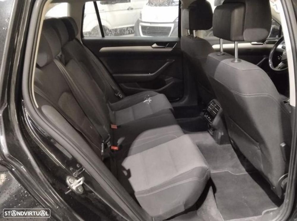 Volkswagen Passat Variant 2017 photo 4