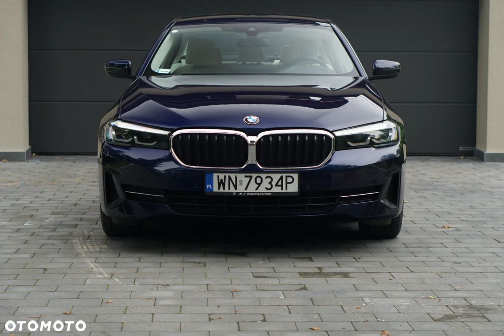 BMW Seria 5 520d xDrive MHEV