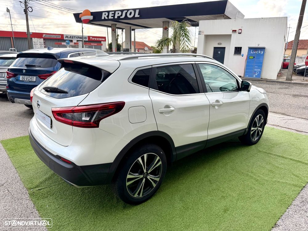 Nissan Qashqai 1.3 DIG-T N-Connecta J18 - 3