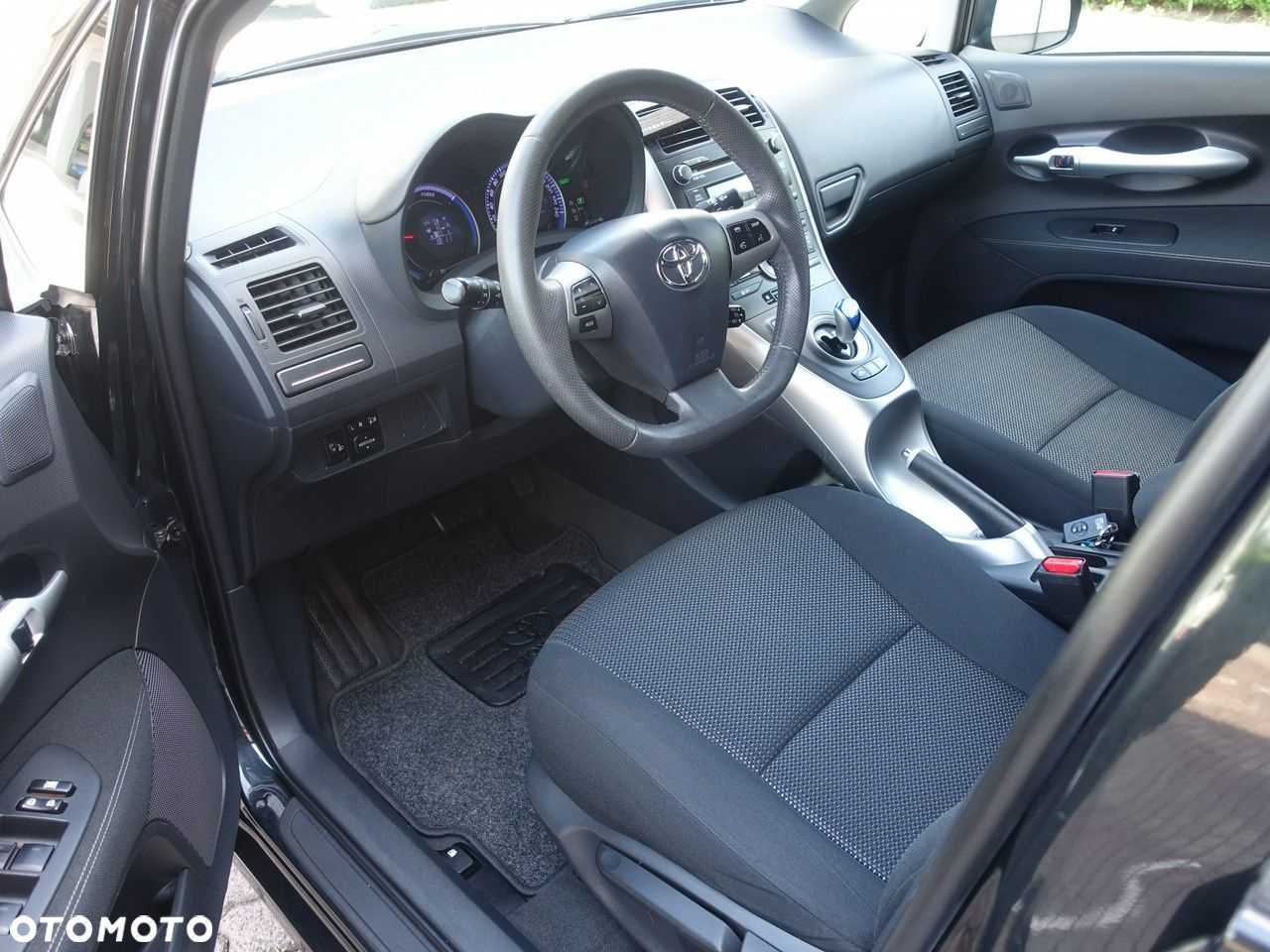 Toyota Auris - 7