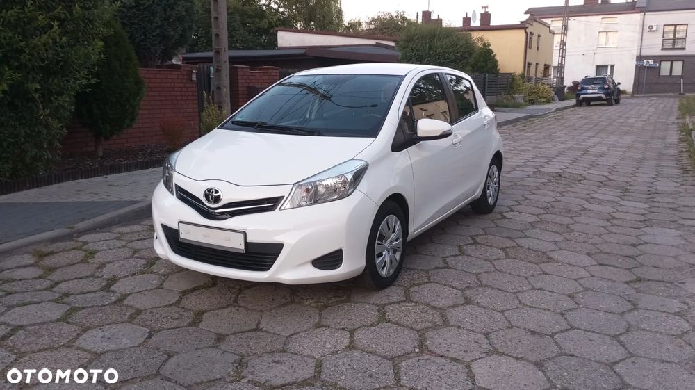 Toyota Yaris 1.33 VVT-i Multidrive S Executive - 1
