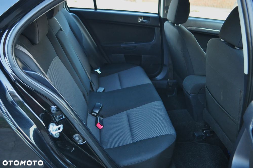 Mitsubishi Lancer 1.8 Instyle - 29