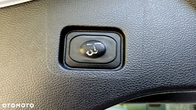 Ford Mondeo 2.0 TDCi Titanium - 33