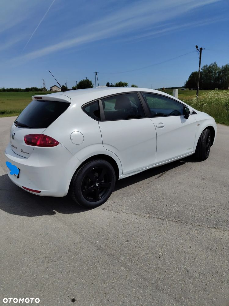 Seat Leon 1.6 TDI DPF Ecomotive Style Copa - 4