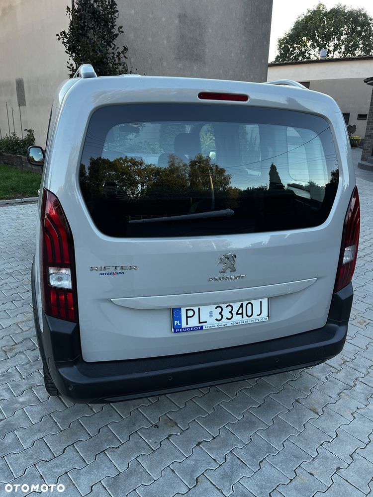 Peugeot Rifter - 8